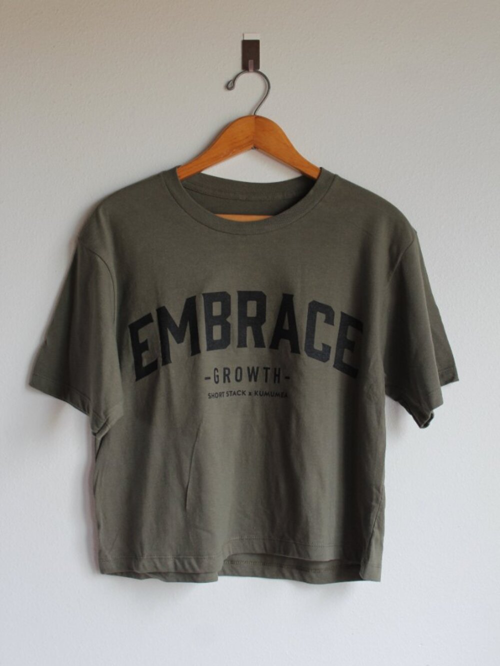 Short Stack Hawaii T-Shirt Size Medium
